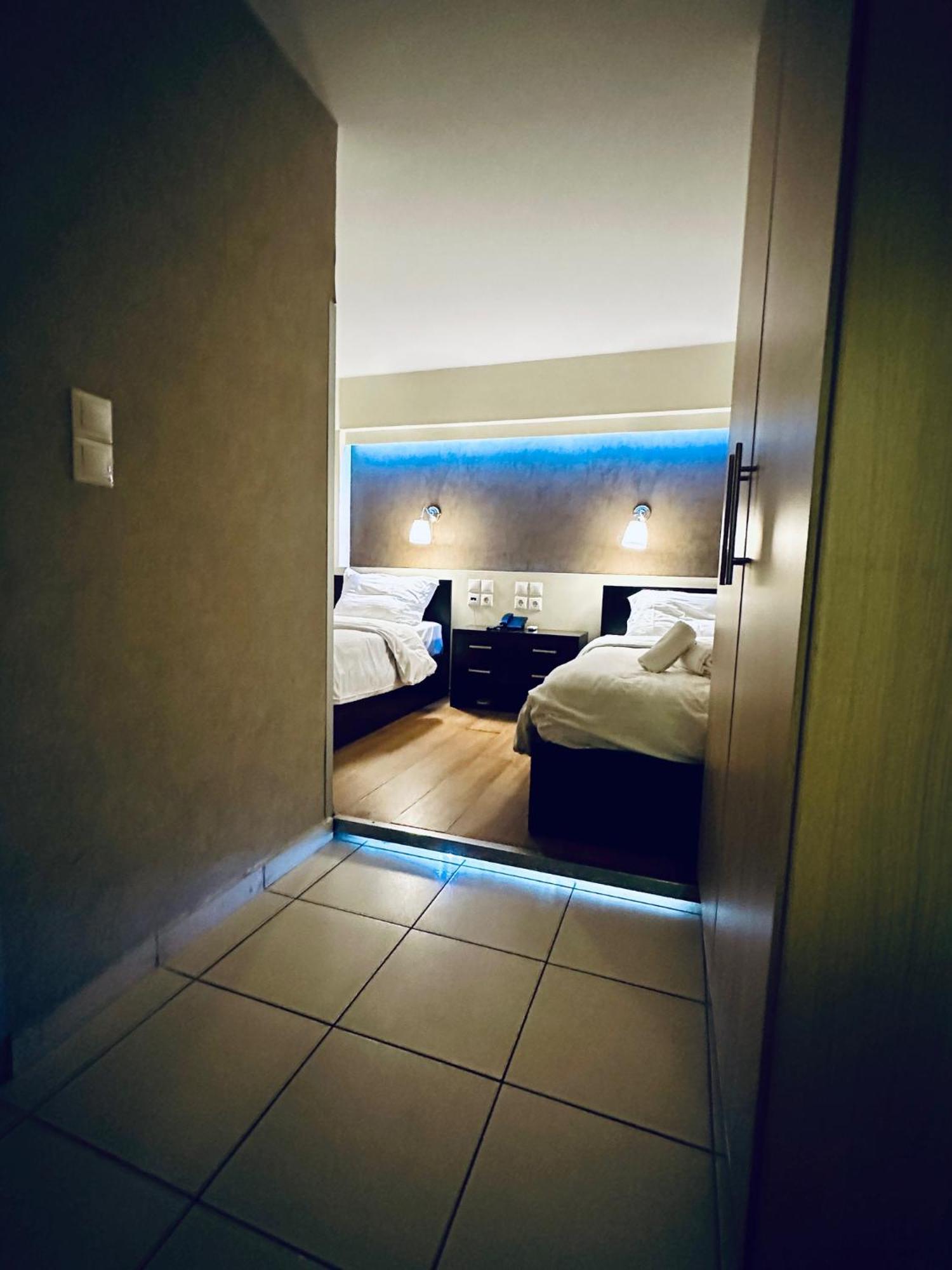 Mc Queen Rooms & Apartments Athén Kültér fotó